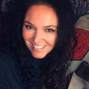 Meet your Posher, Monica